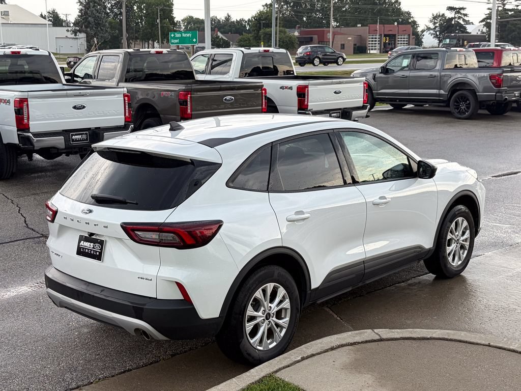 Certified 2025 Ford Escape Active AWD/4WD image 6