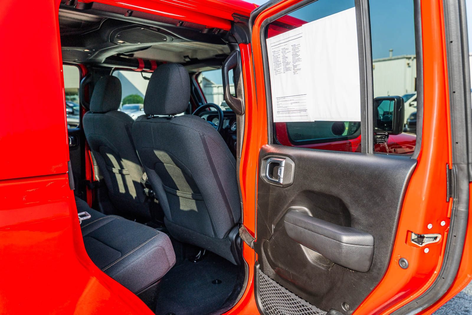 Used 2024 Jeep Gladiator Sport AWD/4WD image 16