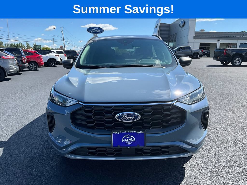 Certified 2023 Ford Escape ST-Line w/ Tech Pack #1 AWD/4WD image 10