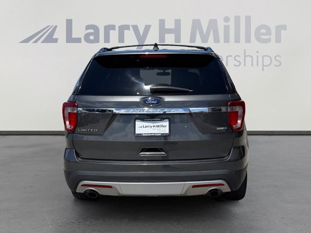 Certified 2017 Ford Explorer Limited AWD/4WD image 4