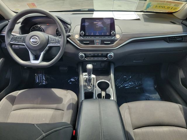 Used 2023 Nissan Altima 2.5 SV FWD image 13
