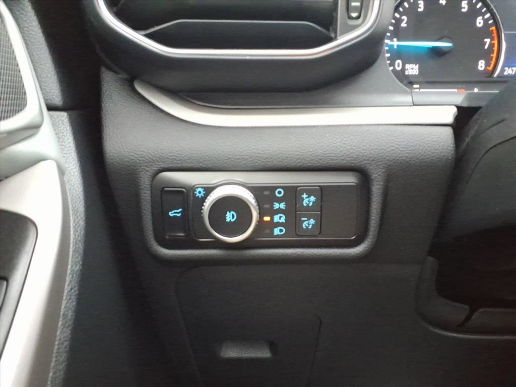 Certified 2022 Ford Explorer XLT w/ Equipment Group 202A image 18