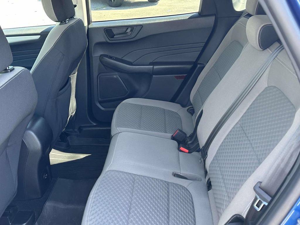 Certified 2022 Ford Escape SE w/ SE Sport Appearance Package AWD/4WD image 13