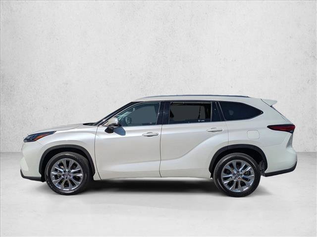 Used 2020 Toyota Highlander Limited image 6