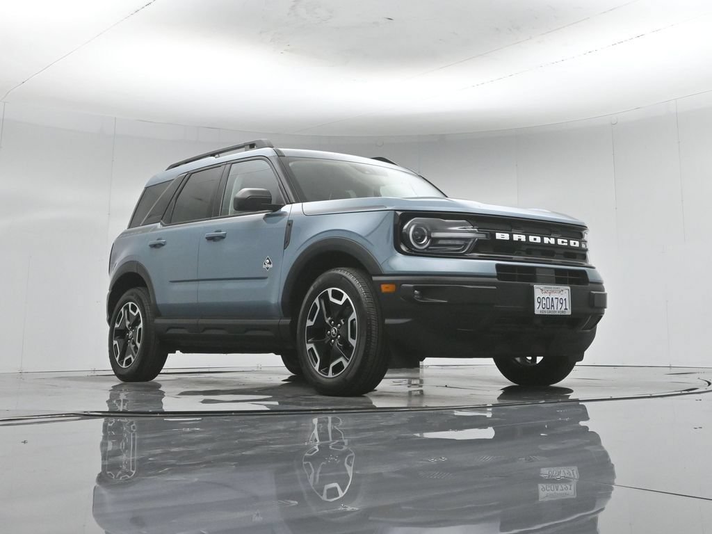 Certified 2023 Ford Bronco Sport Outer Banks w/ Tech Package AWD/4WD image 45