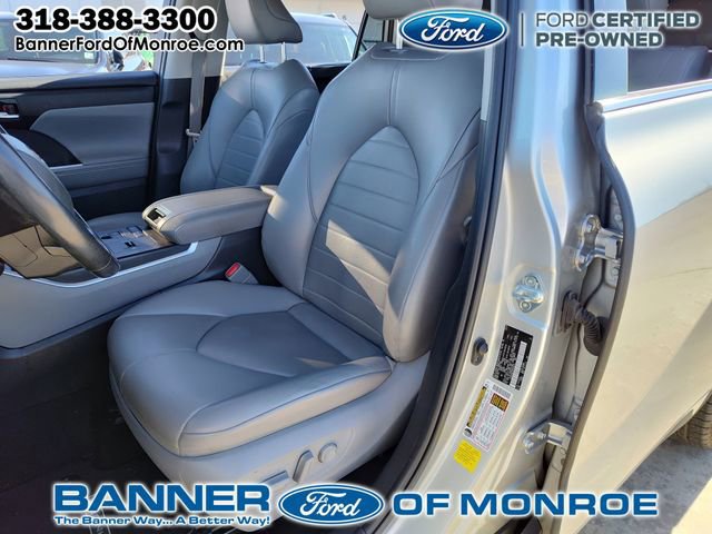 Used 2022 Toyota Highlander XLE image 18