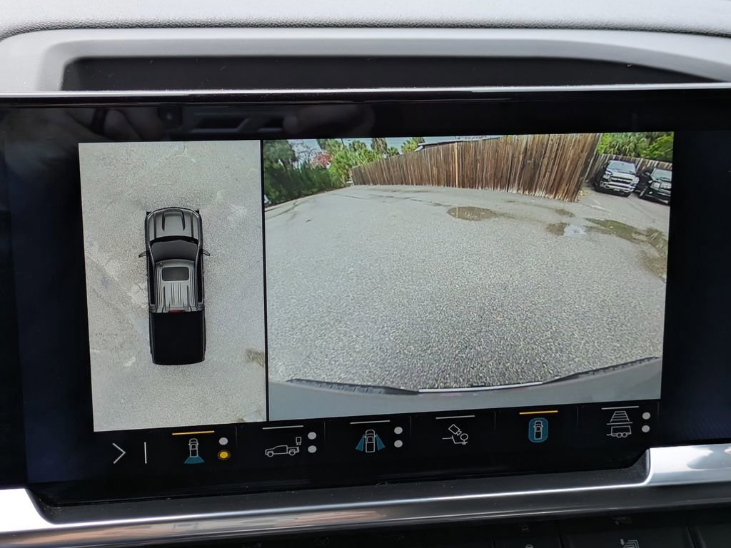 Used 2023 Chevrolet Silverado 1500 LTZ image 18