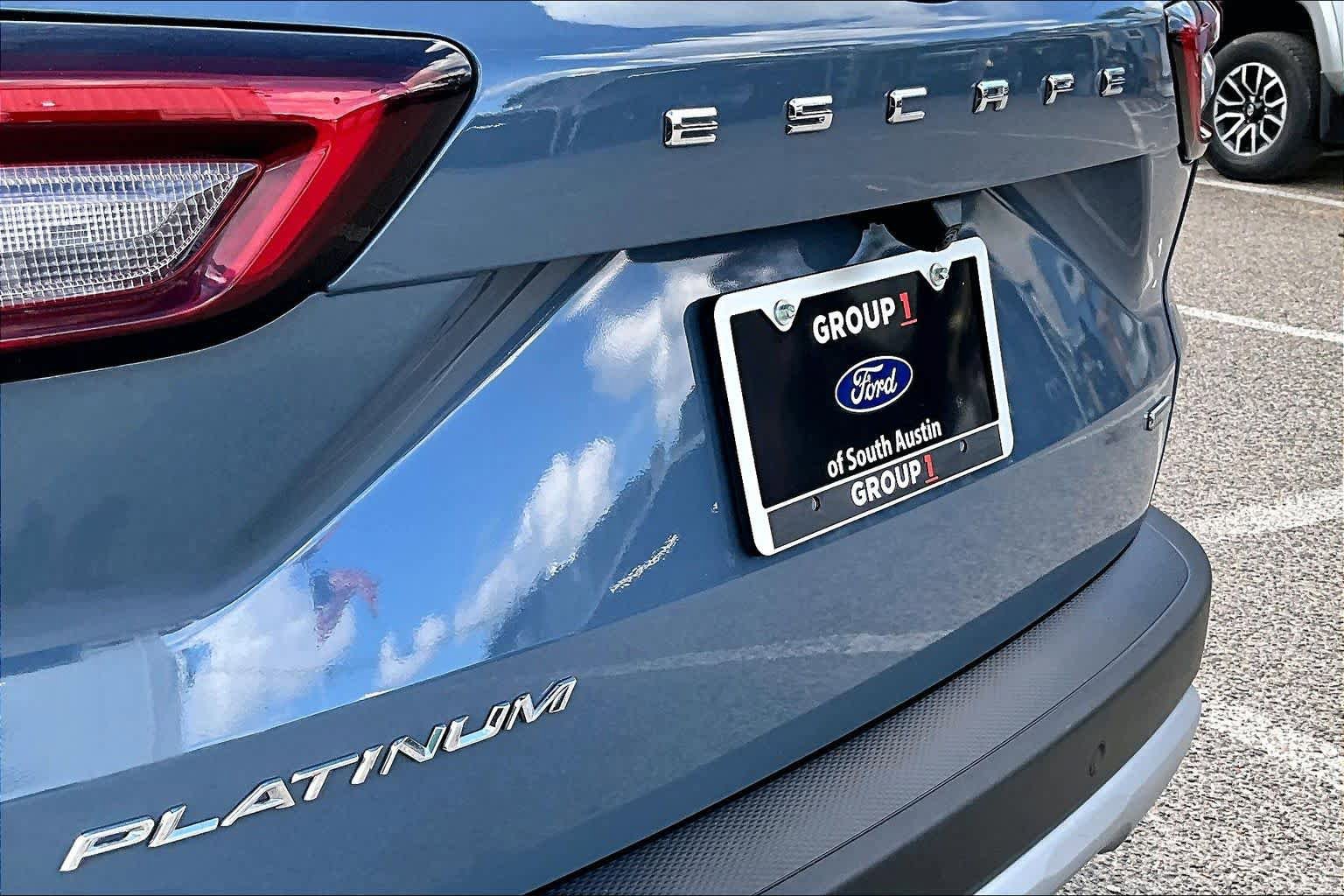 Certified 2023 Ford Escape Platinum w/ Premium Technology Package FWD image 10