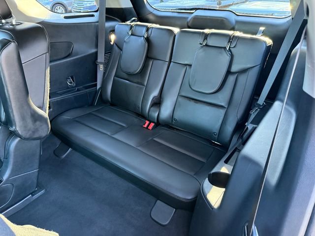 Certified 2022 Ford Explorer XLT w/ Equipment Group 202A image 17