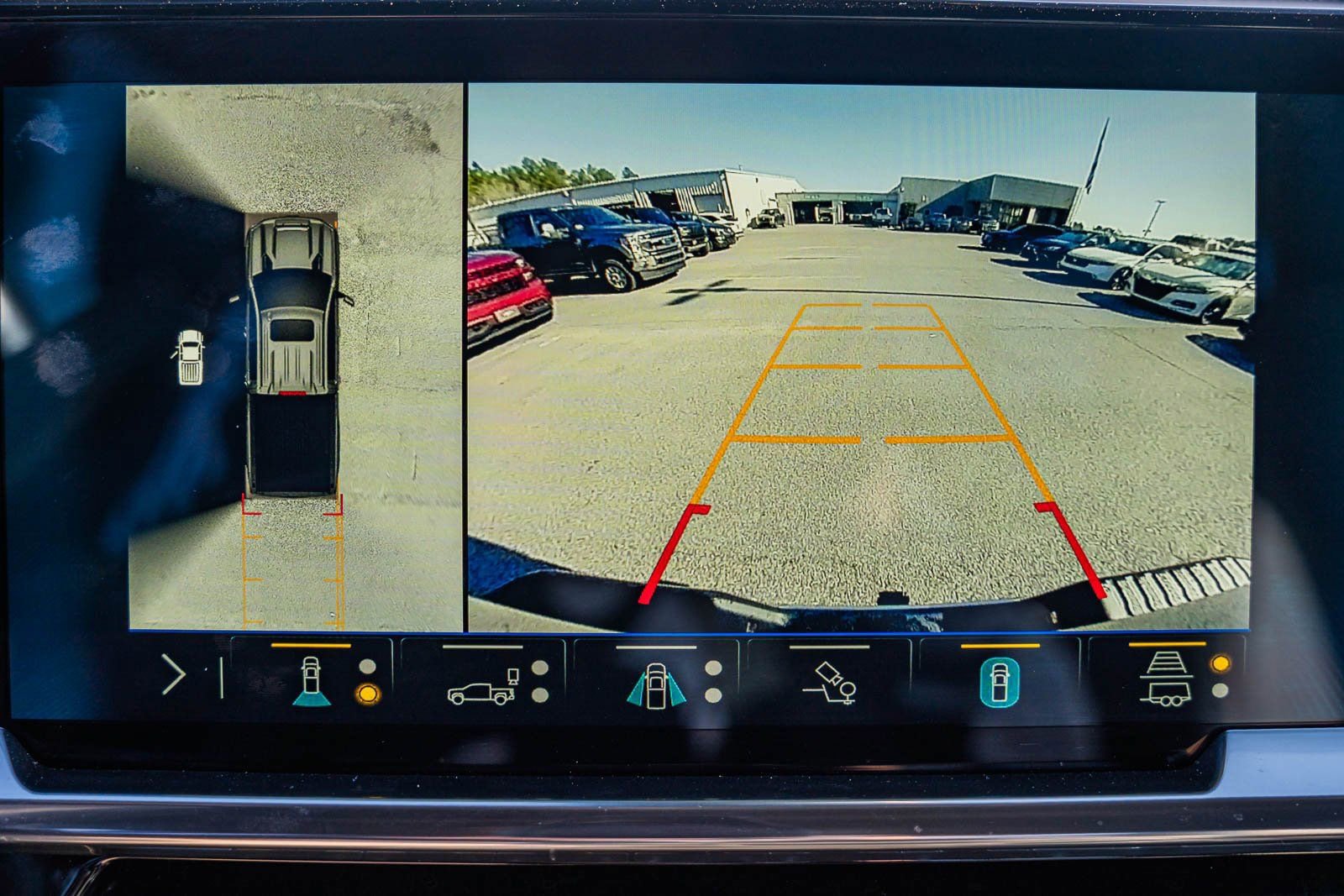 Used 2024 Chevrolet Silverado 2500 LTZ w/ LTZ Plus Package image 39