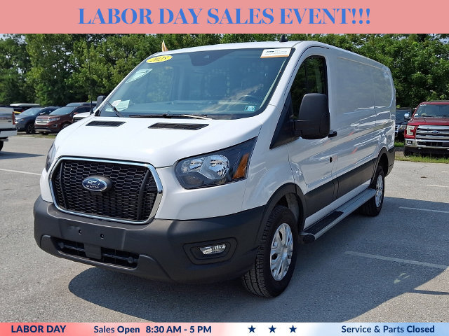 Certified 2025 Ford Transit 250 Low Roof w/ Exterior Upgrade Package RWD image 4