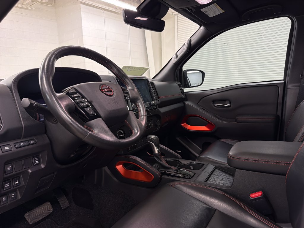 Used 2023 Nissan Frontier PRO-4X w/ Pro-4X Premium Package AWD/4WD image 6