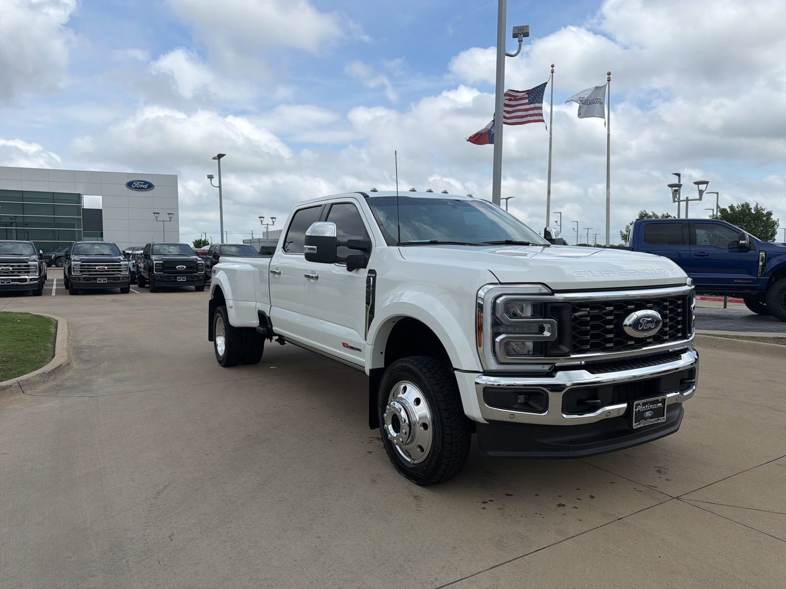 Certified 2025 Ford F450 King Ranch w/ Chrome Package AWD/4WD image 7