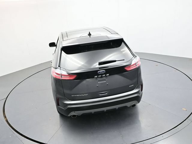 Certified 2022 Ford Edge Titanium AWD/4WD image 24