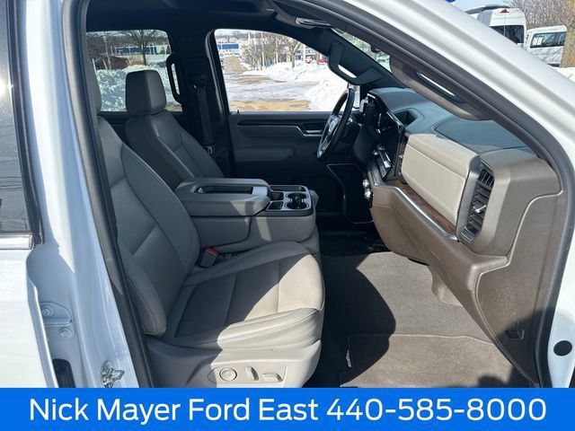 Used 2025 GMC Sierra 1500 SLT AWD/4WD image 12