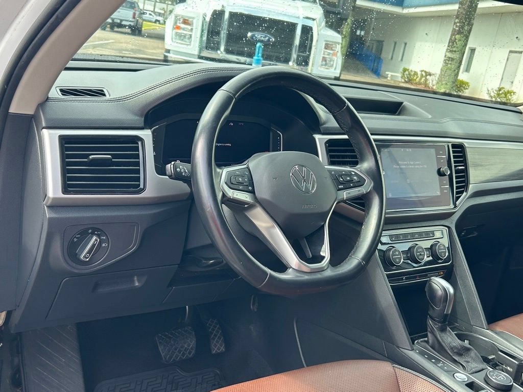 Used 2021 Volkswagen Atlas SEL Premium AWD/4WD image 31