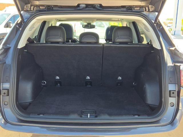 Used 2018 Jeep Compass Latitude w/ Popular Equipment Group image 15