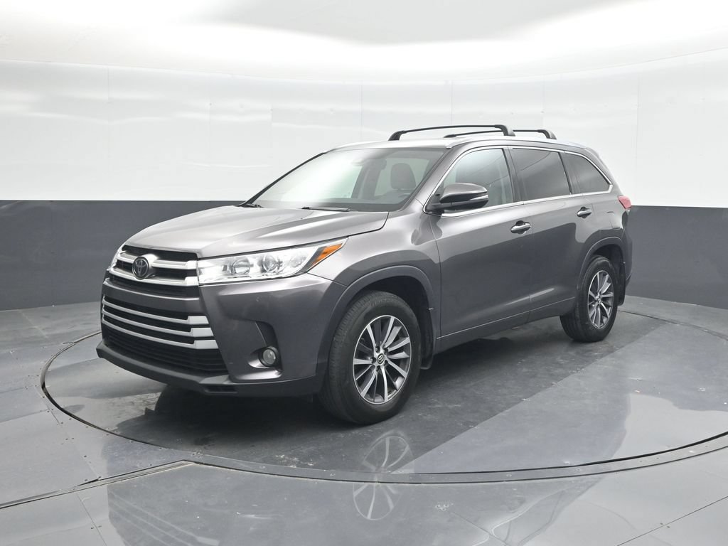 Used 2017 Toyota Highlander XLE