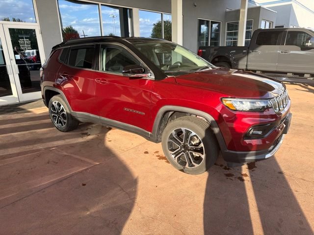 Used 2022 Jeep Compass Limited AWD/4WD image 10