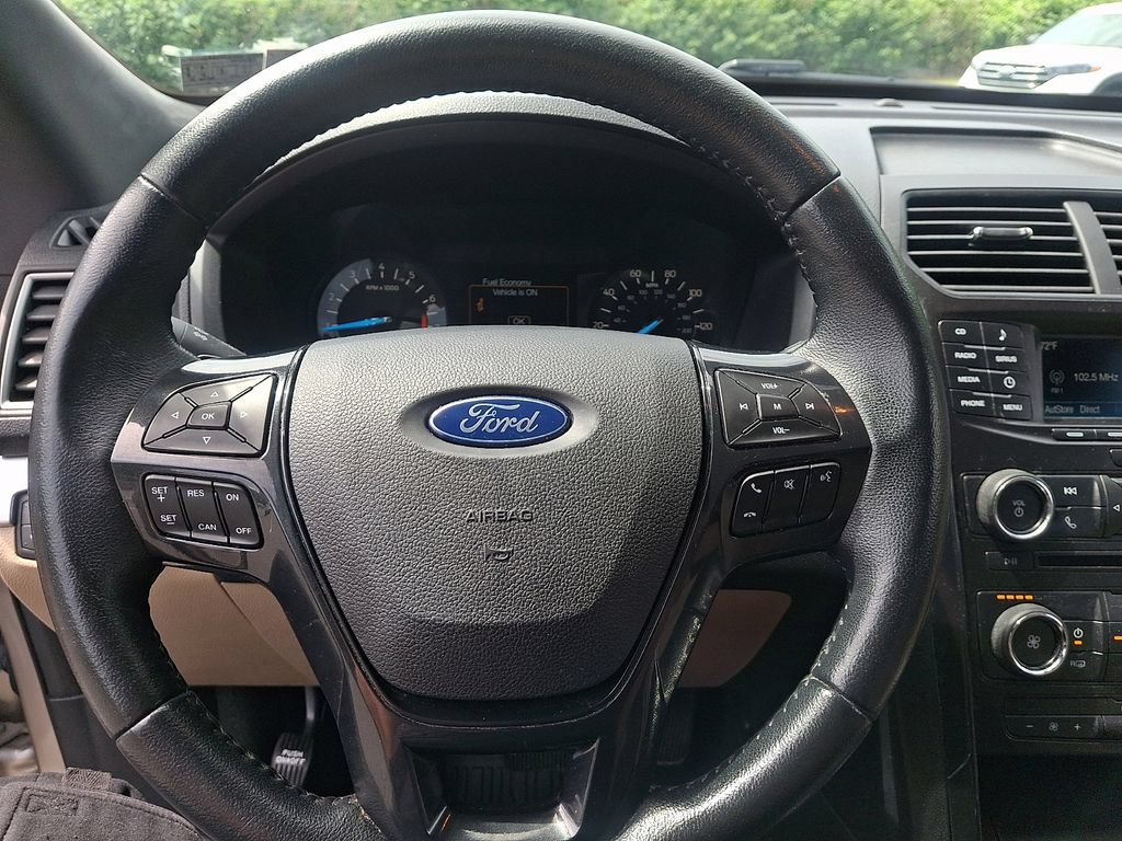 Certified 2017 Ford Explorer XLT AWD/4WD image 18