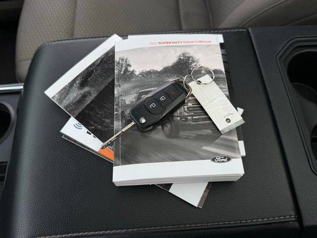 Certified 2022 Ford F250 XLT w/ XLT Premium Package image 16