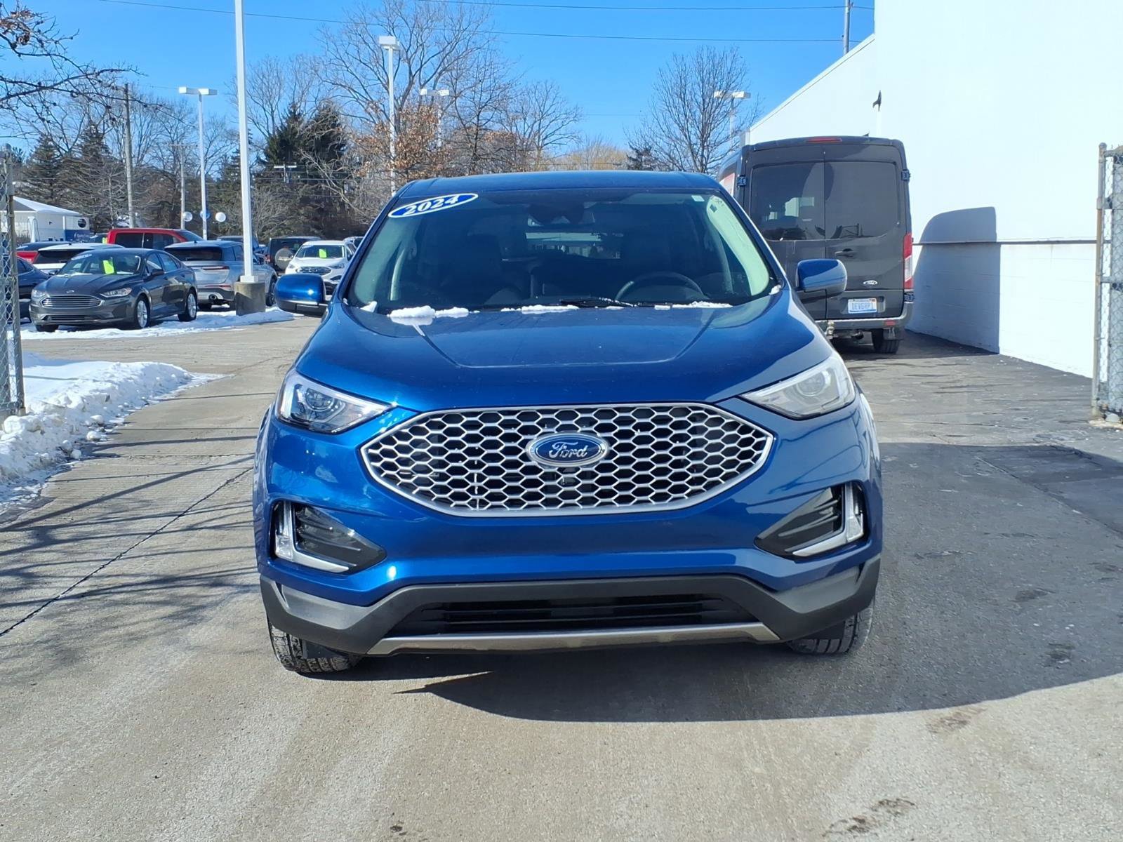 Certified 2024 Ford Edge SEL w/ Convenience Package image 6