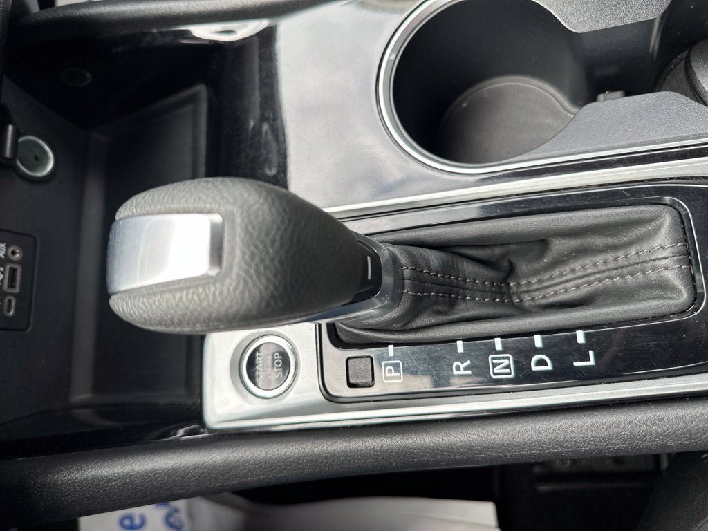 Used 2024 Nissan Altima 2.5 SV FWD image 19