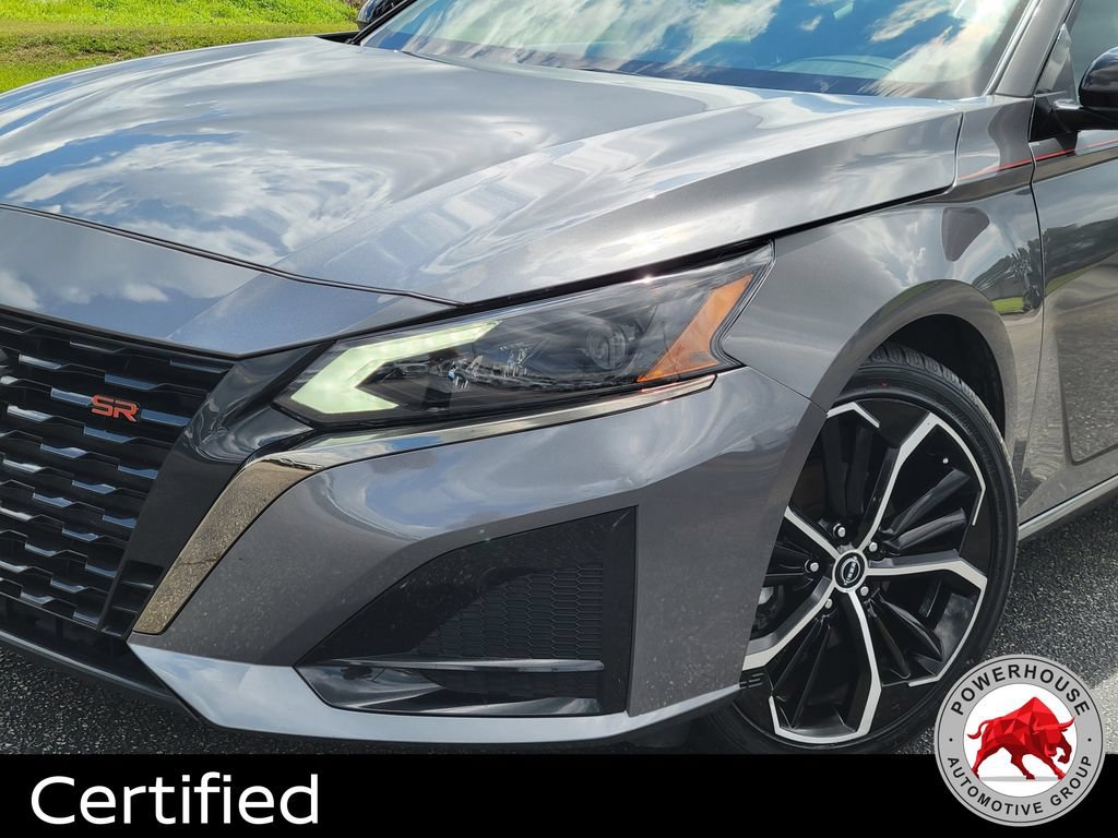 Used 2024 Nissan Altima 2.5 SR FWD image 10