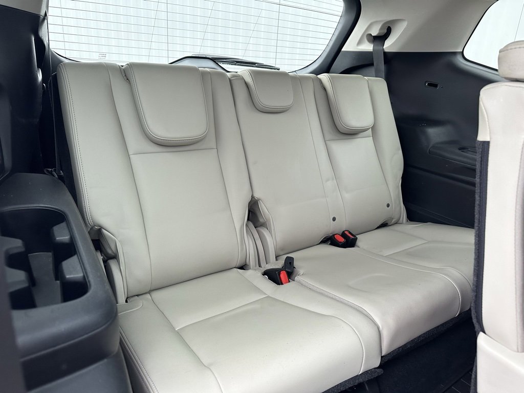 Used 2021 Subaru Ascent Limited w/ Technology Package image 18