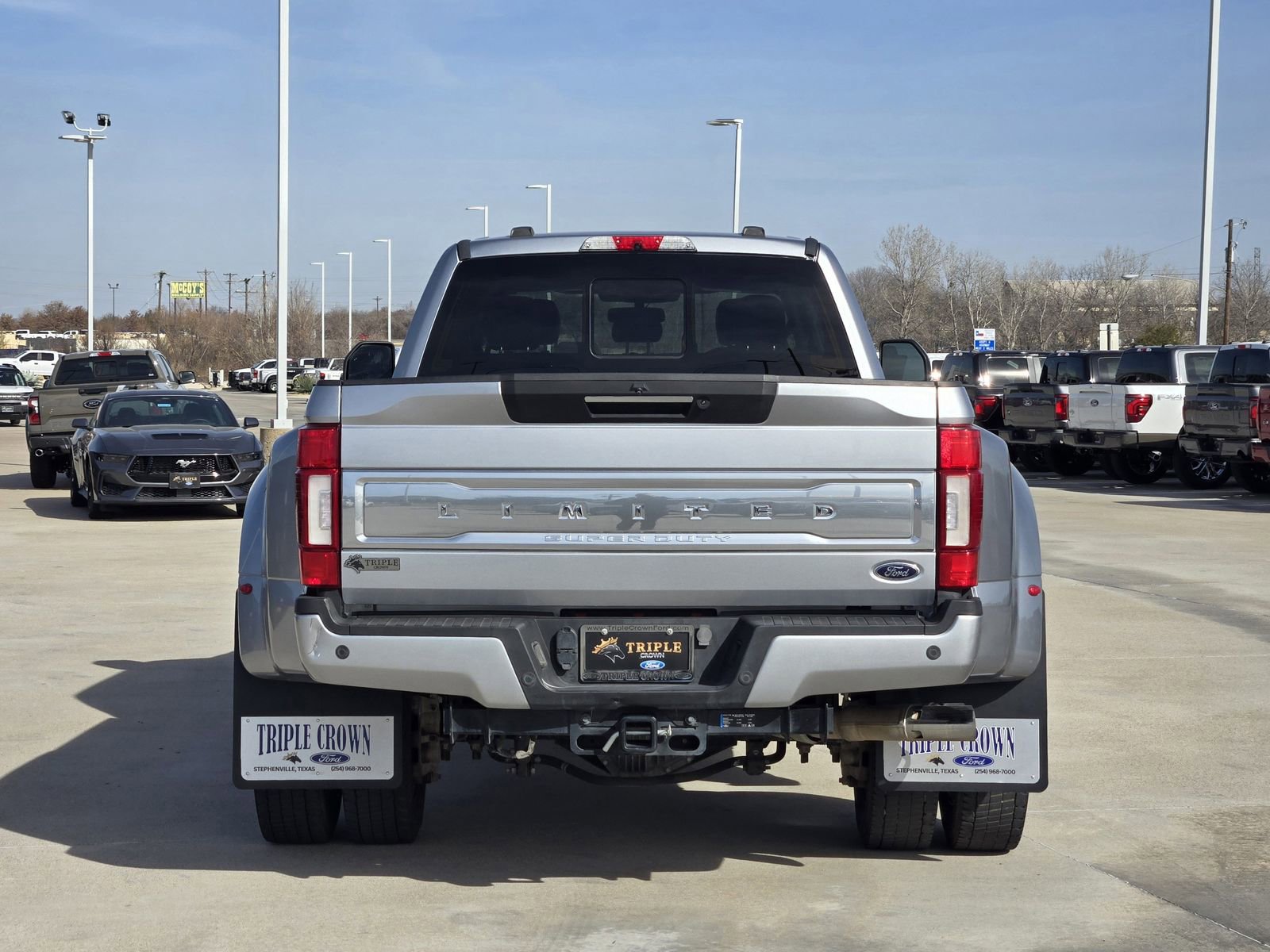 Certified 2022 Ford F450 Limited w/ FX4 Off-Road Package image 7