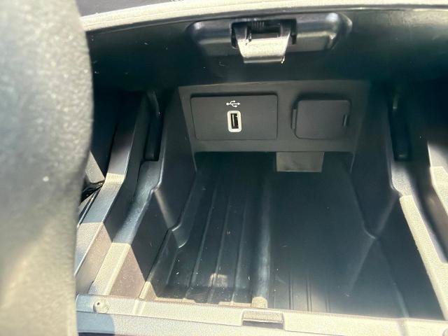 Certified 2018 Ford Explorer XLT w/ Equipment Group 201A FWD image 19