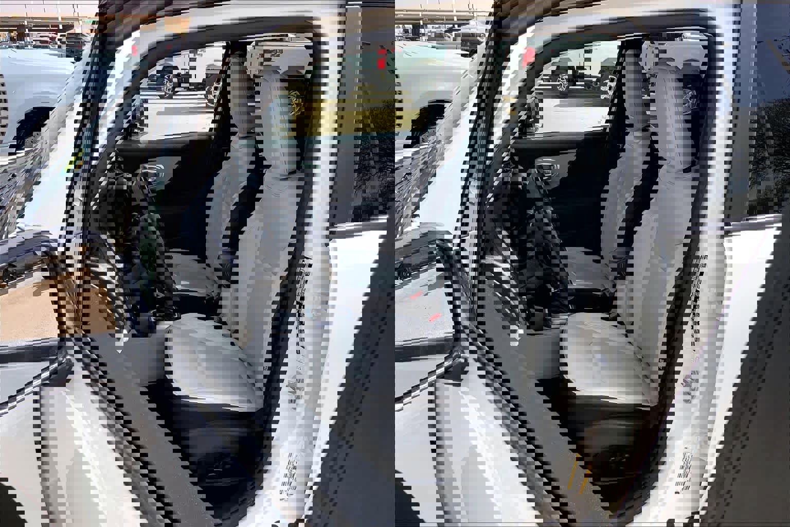 Used 2022 Jeep Renegade Limited AWD/4WD image 10