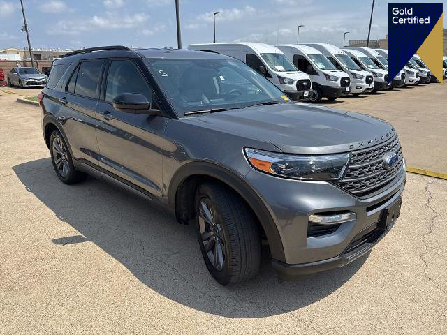 Certified 2022 Ford Explorer XLT w/ Equipment Group 202A
