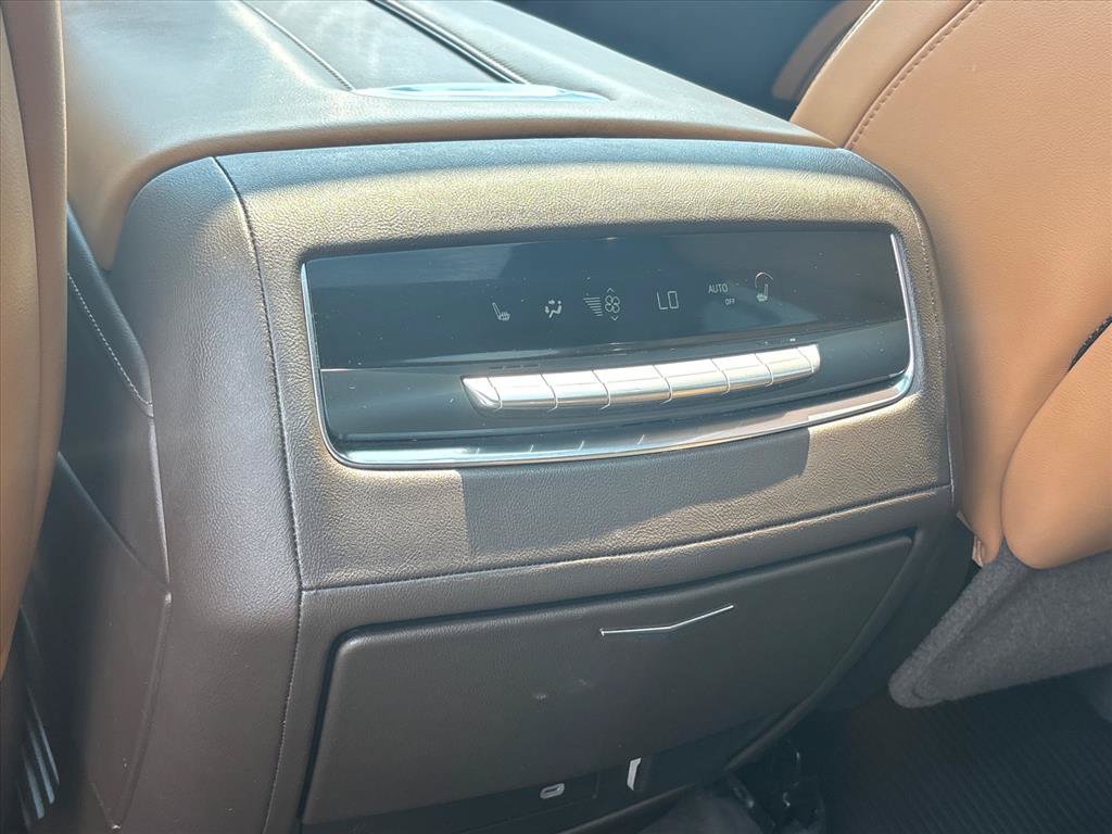Used 2024 Cadillac Escalade Sport w/ LPO, ONYX Package AWD/4WD image 19