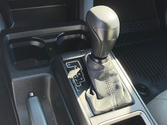 Used 2023 Toyota Tacoma SR AWD/4WD image 12