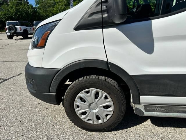 Certified 2025 Ford Transit 250 Low Roof w/ Exterior Upgrade Package RWD image 46
