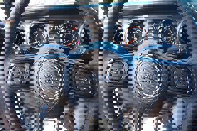 Used 2023 Jeep Wrangler Unlimited Sport image 20