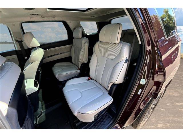 Used 2024 Hyundai Palisade Calligraphy AWD/4WD image 24