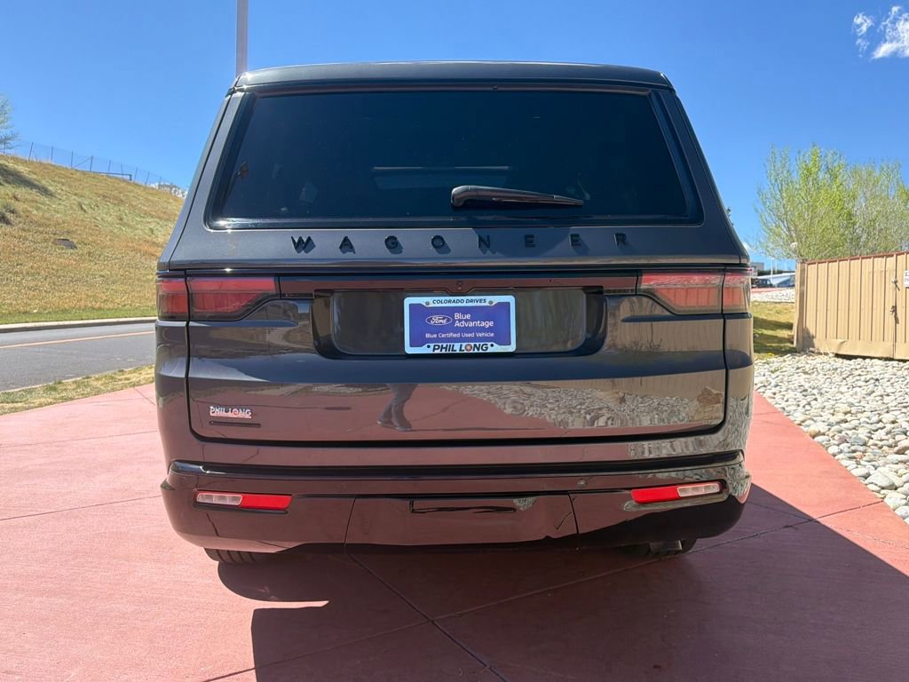 Used 2023 Jeep Wagoneer Series II image 4