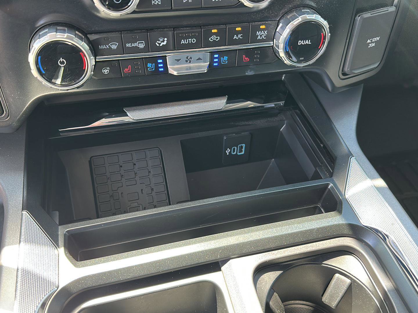 Certified 2023 Ford F250 Lariat w/ Lariat Ultimate Package AWD/4WD image 23