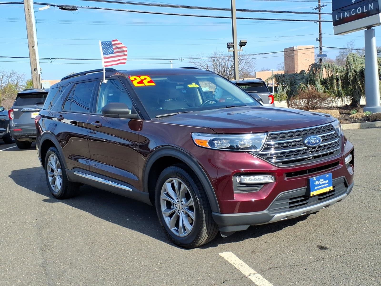 Certified 2022 Ford Explorer XLT w/ Equipment Group 202A