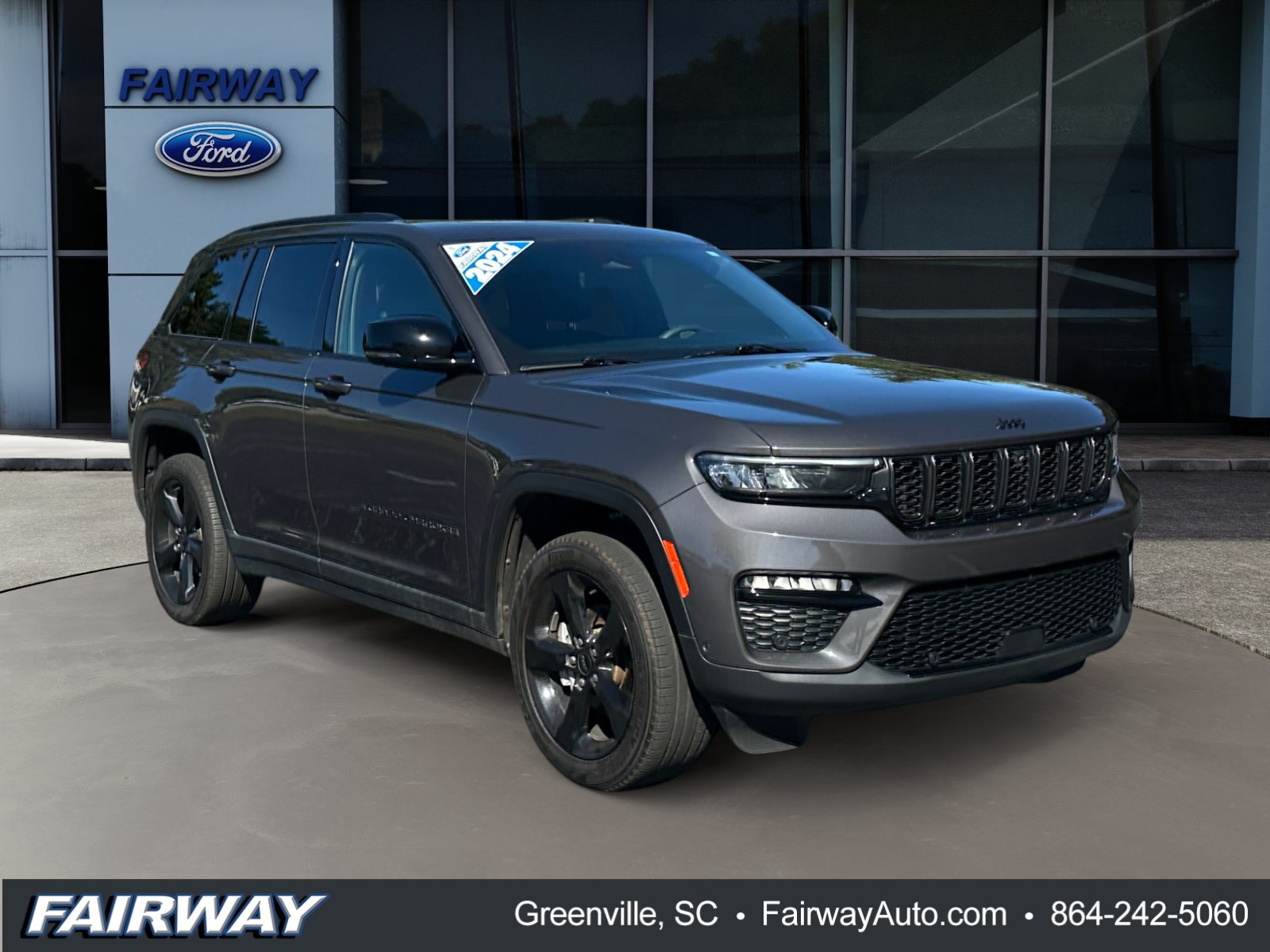 Used 2024 Jeep Grand Cherokee Limited w/ Luxury Tech Group II AWD/4WD image 3