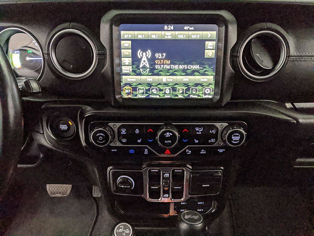 Used 2021 Jeep Wrangler Unlimited Sahara w/ Cold Weather Group image 9