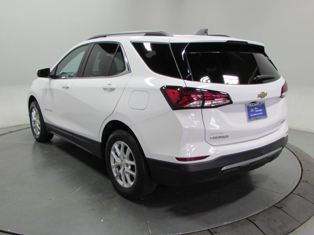 Used 2024 Chevrolet Equinox LT AWD/4WD image 5