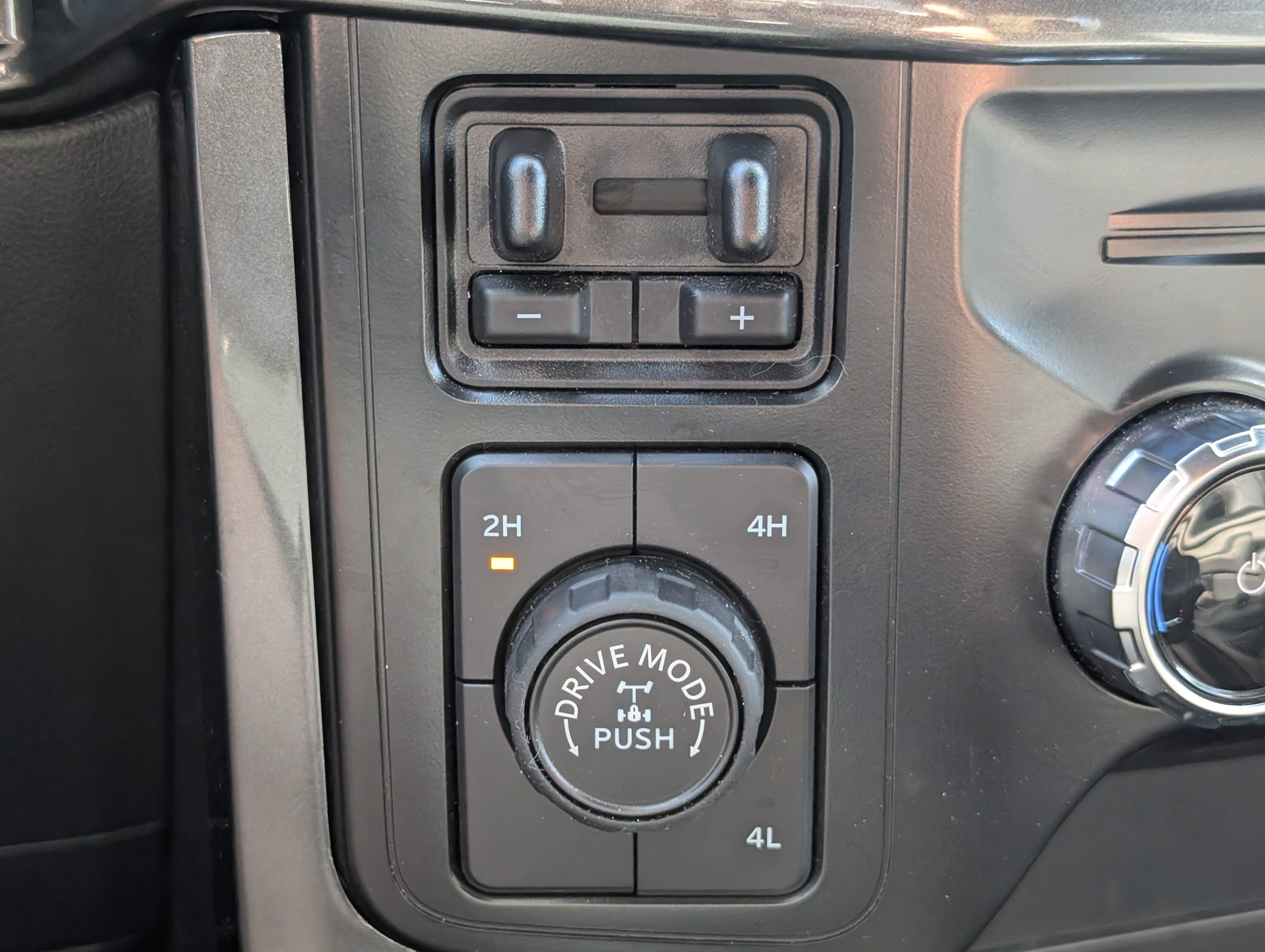 Certified 2023 Ford F150 Tremor w/ Trailer Tow Package AWD/4WD image 26