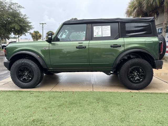 Certified 2022 Ford Bronco Wildtrak AWD/4WD image 8