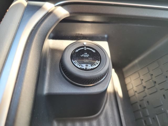 Certified 2025 Ford Expedition Max Active RWD image 25