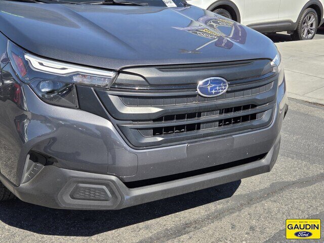 Used 2025 Subaru Forester AWD/4WD image 2