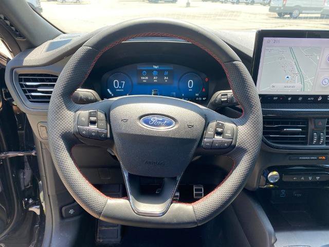 Certified 2024 Ford Escape ST-Line Select w/ Tech Pack #2 AWD/4WD image 17