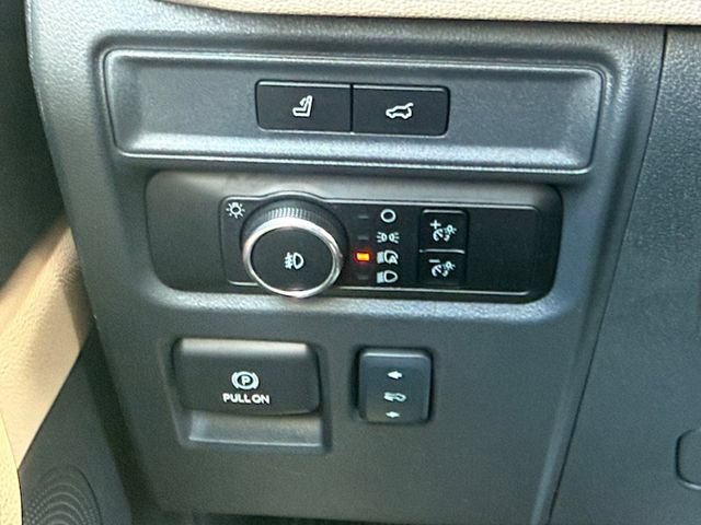 Certified 2024 Ford Expedition Max Limited RWD image 13